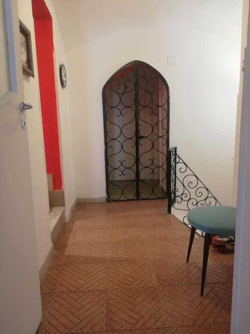 Capa E Coda Appartamento In Centro Storico Napoli Exterior foto